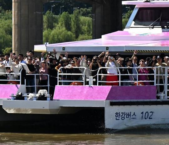 한강버스, 출퇴근 대안이 될 수 있을까?