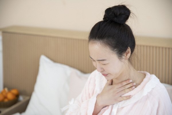 감기가 잘 낫지 않는다면 폐렴을 의심해봐야 한다. 사진=뉴시스